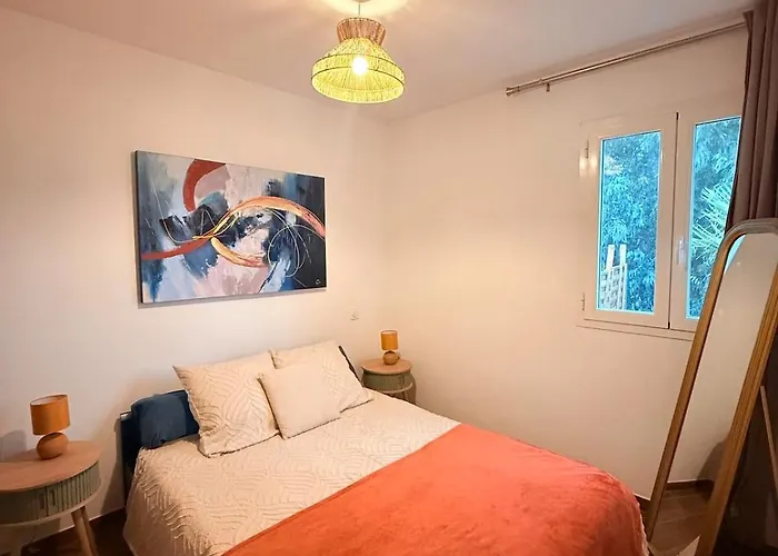 Paraiso, Maison Avec Piscine Route De *