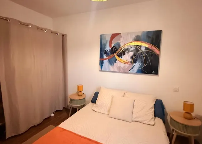 別荘 Paraiso, Maison Avec Piscine Route De