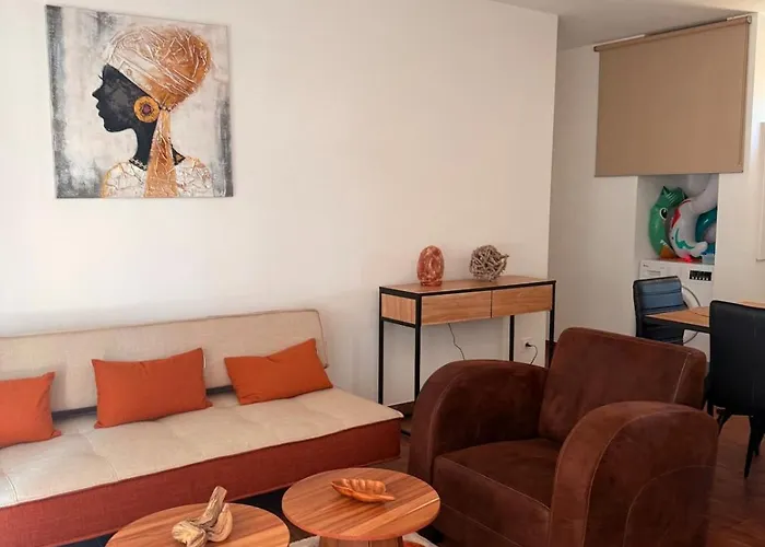 Paraiso, Maison Avec Piscine Route De *