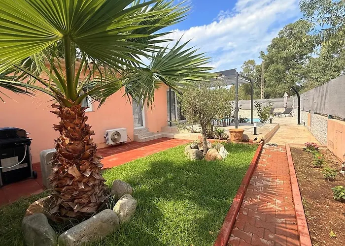 Paraiso, Maison Avec Piscine Route De カロンザナ