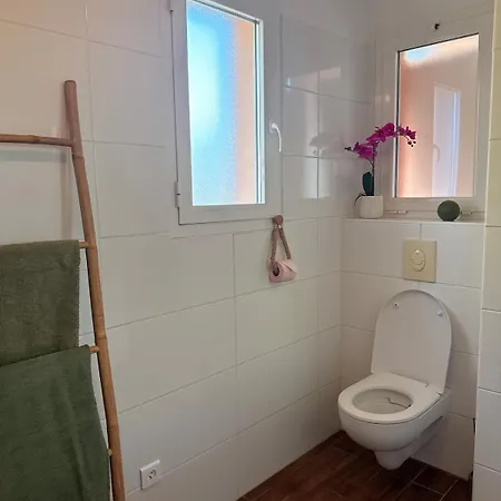 Dom wakacyjny Paraiso, Maison Avec Piscine Route De