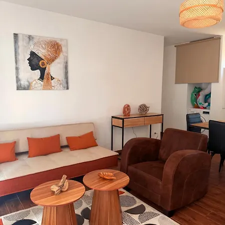 Paraiso, Maison Avec Piscine Route De *