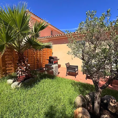 Dom wakacyjny Paraiso, Maison Avec Piscine Route De *