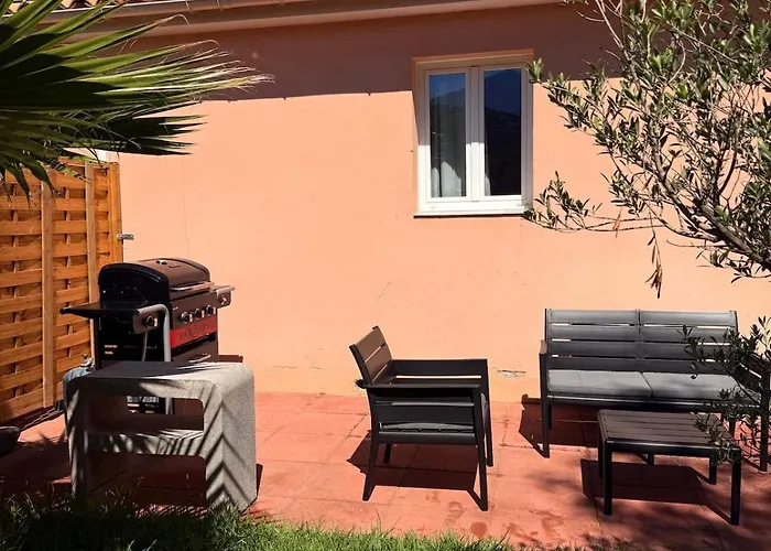 Dom wakacyjny Paraiso, Maison Avec Piscine Route De *